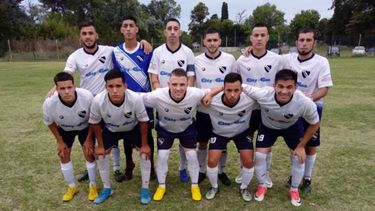PUNTERA. La formación de Unión, que se convirtió en la nueva líder del grupo. FOTO. MARIO CACEREZ..