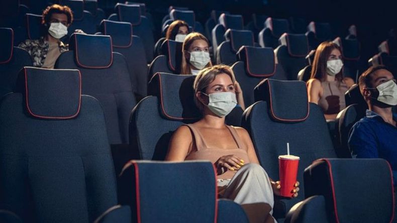 PROTOCOLO. Los cines de Pilar ya piden el pase con vacunas para poder ingresas a las salas..