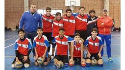 TERCERA. La Sub 15 de Muni ganó con parciales de 25-12, 25-18 y 25-15..