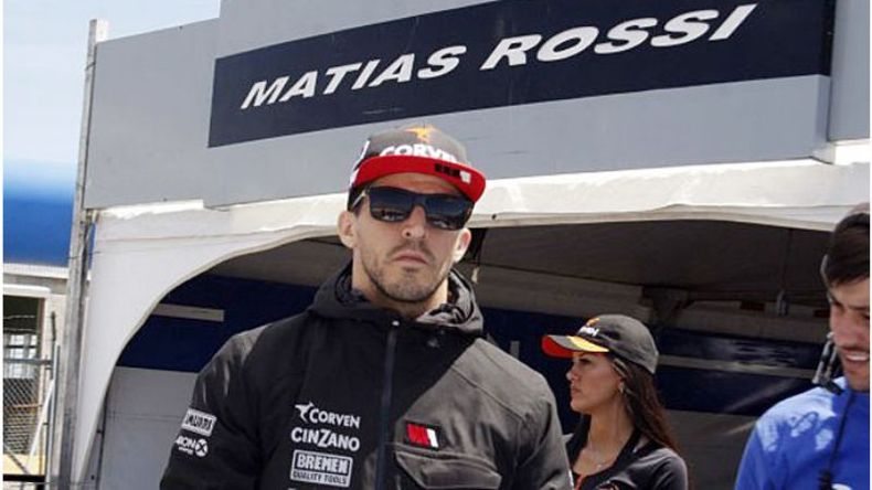 FIRMA ROSSI. “No hay un por qué. Yo no soy hincha de las marcas.”.