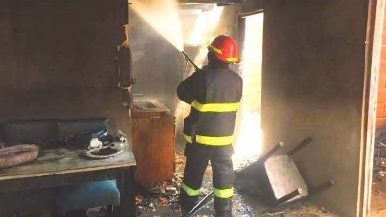 Aún no pudieron determinarse las causas que desataron el fuego. .