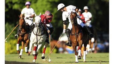 OBJETIVO. El cuarteto de Pilar busca una nueva final en la Triple Corona..