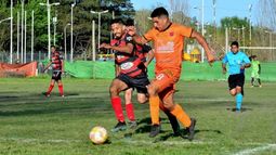 A JUGAR. Zelaya, que espera su debut en la División A oficial, será uno de los animadores del Verano..