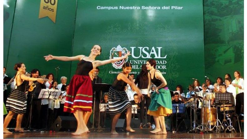 DANZA. El espectáculo contó con el Ballet Nancy Bocca..