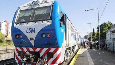 Se sigue demorando la reparación de las locomotoras del San Martín.