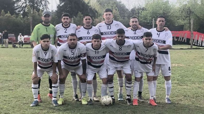 LÍDER. Villa Rosa protagonizó un partidazo y venció 6-4 a Toro..