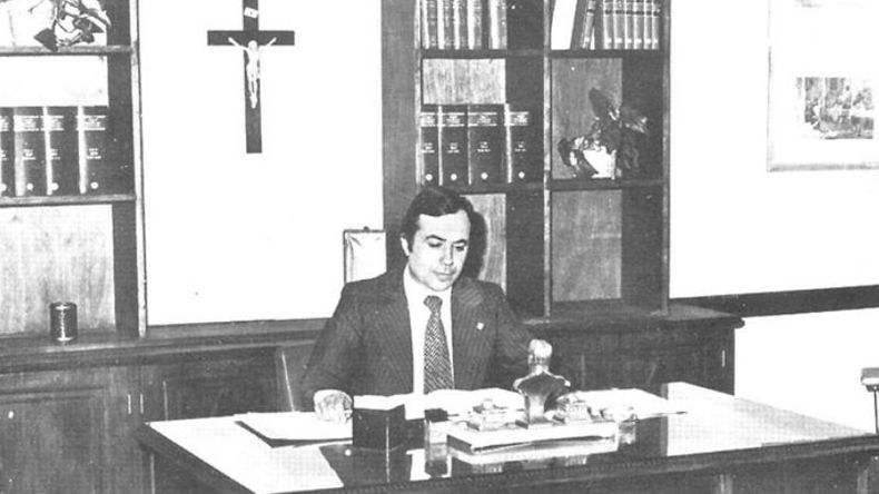 Daniel Alberto “Beto” Ponce de León. La foto fue tomada en su despacho cuando era intendente, en 1980..