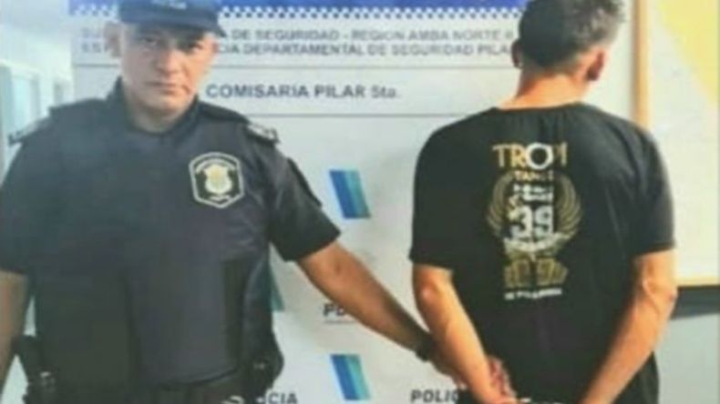 EL MÁS LENTO. El sospechoso fue detenido tras intentar huir a pie. Su cómplice escapó..