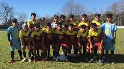 EQUIPO. La Sub 14 de Monterrey que cayó por penales en la final Libre de la etapa Regional.