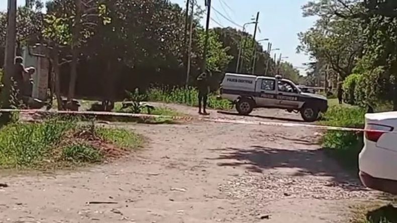 El descampado usado como basural, en el que fue arrojado el sillón..