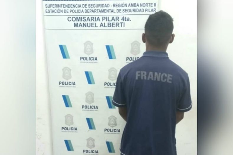 piedrazos al auto.jpg