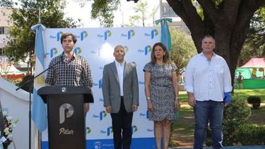 Festejo oficial por la firma del Tratado del Pilar