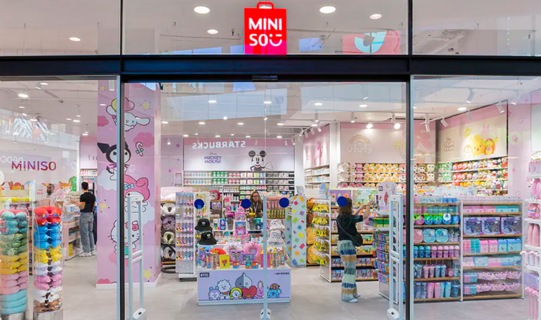 Miniso abrirá su tienda insignia en el Dot Baires Shop en el mes de mayo.