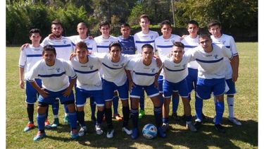 LÍDER. El equipo de la Sub 20 de Unión, puntera de la División A..