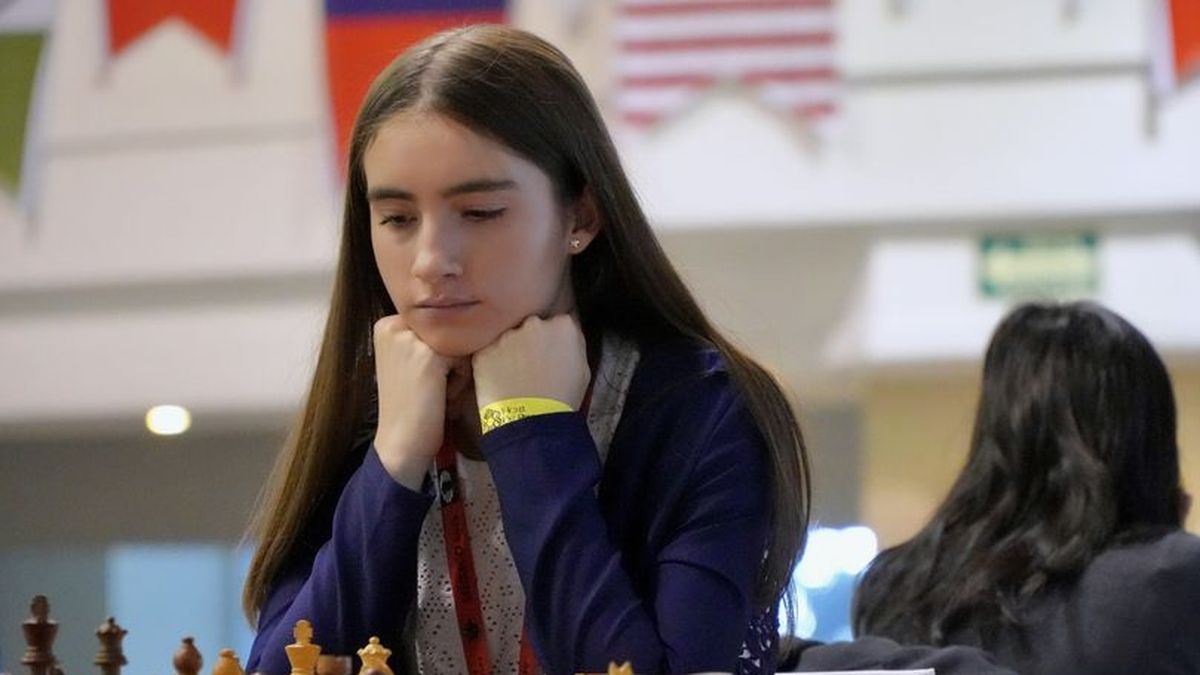 Elizabeth, carta paisa para ganar el Sub-20 de ajedrez