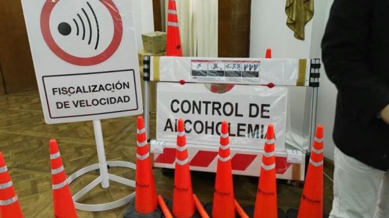 Parte del equipo que recibió el Municipio de Pilar por parte del gobierno provincial..