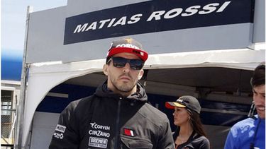 FIRMA ROSSI. “No hay un por qué. Yo no soy hincha de las marcas.”.