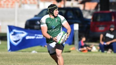 Juan Díaz Abrigo anotó uno de los 6 tries de Los Pinos en La Lonja.