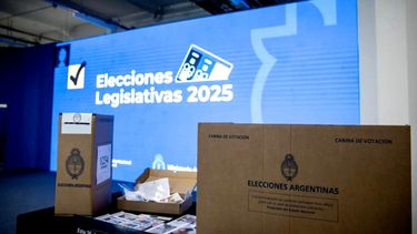 VOTACIÓN. La Boleta Única de Papel debutó en las legislativas con resultado sorpresivo.