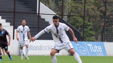 Rodríguez Silva tomó la lanza y empujó desde el fondo a Real Pilar al ataque.