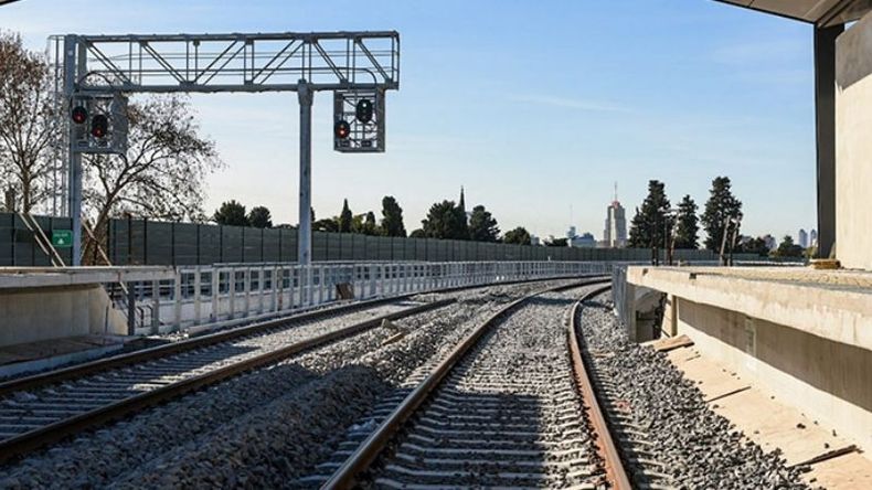 CAMBIO. Las vías del San Martín quedarán renovadas entre Pilar y Retiro..