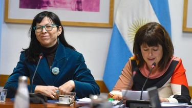 DEBATE. Silvina Batakis junto a la diputada Carolina Gaillard.&nbsp;
