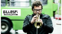 TIEMPO DE JAZZ. Gillespi hace un trío. .