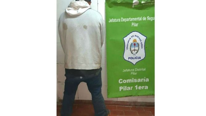 26 años, la edad del delincuente que estaba prófugo..