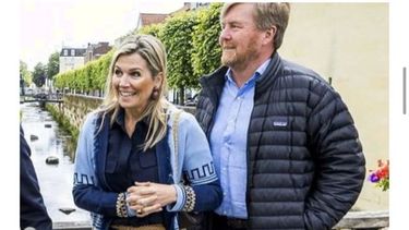 el tapado con el que maxima enamoro al mundo, en venta en pilar