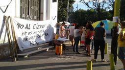 El Instituto continúa bloqueado..