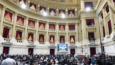 DATO: El oficialismo presentará un proyecto para retrotraer el aumento para legisladores nacionales.