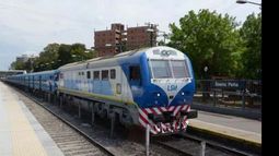 Circulan nuevos trenes, pero los pasajeros se siguen quejando de las demoras..