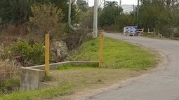 En el puente de Carabassa no hay nadie arreglando, es mentira, no hay absolutamente nadie. Celeste Albornoz &nbsp;/ albornozceleste02@gmail.com.