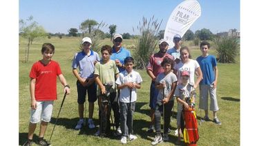“Nos gustaría tener visitas más seguidas a canchas de golf de verdad”, señaló López..