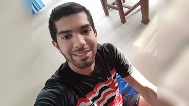 Pilar a Diario | PREPARARSE. Tomy entrenado en casa para estar listo cuando vuelva la acción..