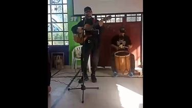 con leon gieco, la aldea celebro sus 20 anos en pilar