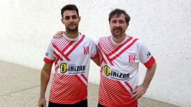 Pilar a Diario | FELICIDAD. “Mi sueño ya lo cumplí en la paleta, cuando ganamos con Pablo Sánchez el ascenso a Primera”, destacó Pedro Arricau (der)..