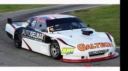EN INVITADOS. Mariano Oyhanart manejó la Dodge de Christian Ramos..