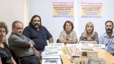 INSUFICIENTE. Los docentes dijeron no a la propuesta que presentó la Provincia. .