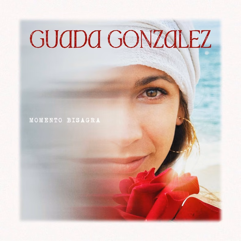 La portada de "Momento bisagra", primer disco de Guada Gonz&aacute;lez.