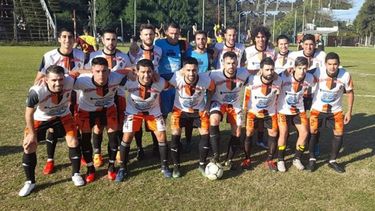 UNA MÁQUINA. El equipo de Manzanares no afloja y ya lleva 7 tantos en el torneo..