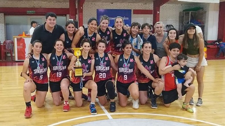 DIABLAS. Sportivo retuvo la corona en su casa..