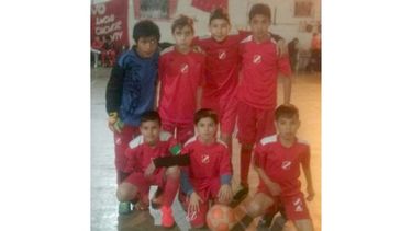 CONTUNDENTE. La 2004 del Rojo ganó su duelo por 6-2..