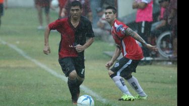 COCO MOJADO. Fabián Riquelme dijo: “El domingo tenemos un partido difícil pero muy importante”..