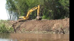 OBRAS. Hasta el año pasado, los trabajos en el Luján fueron de limpieza..