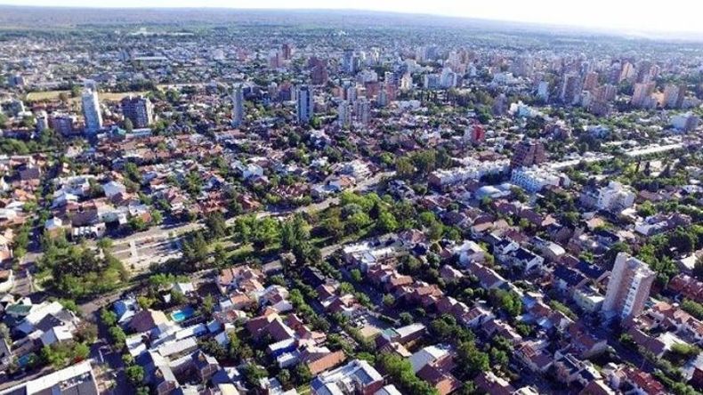 IMPUESTOS. Definen los aumentos del inmobiliario y la tasa local. .
