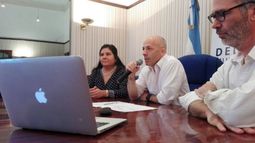 Ducoté, entre Cecilia Cabrera y Juan Pablo Martignone..