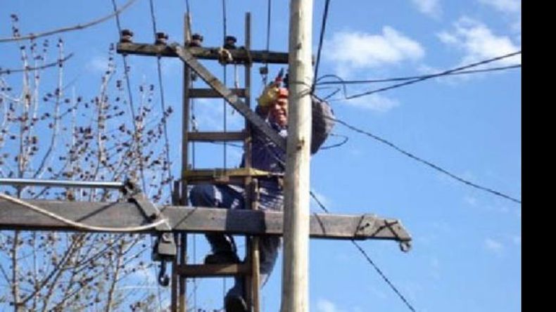 Edenor dice que los cortes son para mejorar el servicio..