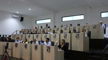 TODOS PARA UNO. Unión por la Patria manejará las comisiones.