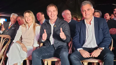 CANDIDATOS. Karen Reichardt, Diego Santilli y Sebastián Pareja.